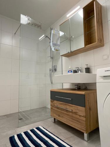 Kylpyhuone majoituspaikassa City Top - Apartment