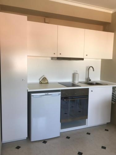 New Aqueduct View Romantic Apartment in Campolide - 2B