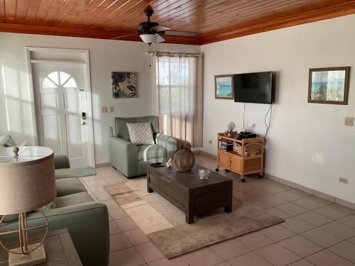 Imagen de la galería de Tropical View Villas, en Hartswell