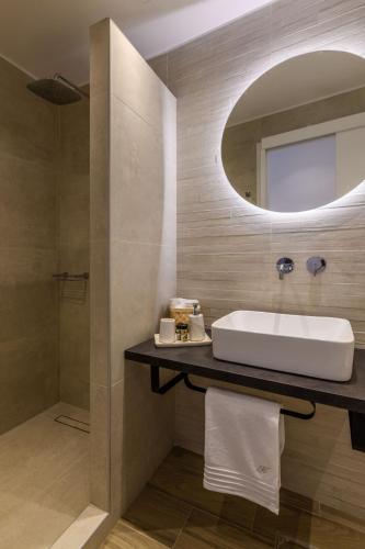 Katoi Suite (κατώι suite)