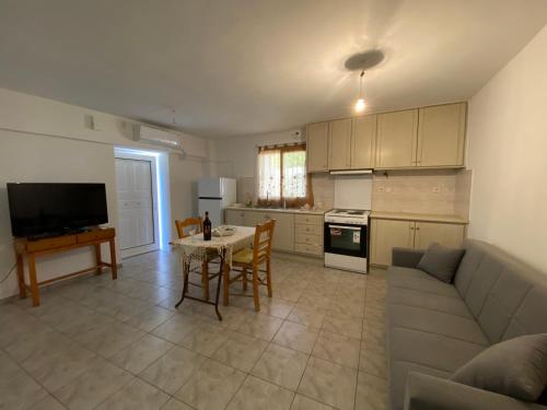 Gallery image of Studio Stauros in Pylos