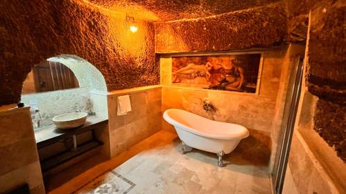 Kylpyhuone majoituspaikassa Rose Cave Hotel