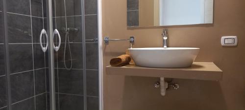 Un baño de KatlantiK Beach House Deluxe