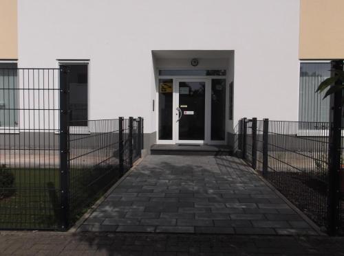 Η πρόσοψη ή η είσοδος του MyHome10 Wiesbaden-Mainz