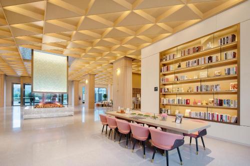 Φωτογραφία από το άλμπουμ του Atour Hotel Hengyang South Mountain Hengshan Scenic Area σε Nanyuequ