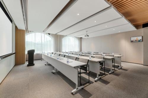 膠州市にあるAtour Hotel Qingdao Jiaodong International Airportのギャラリーの写真