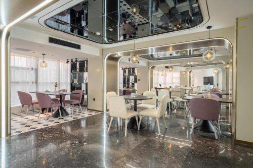 蘭州市にあるAtour Light Hotel Lanzhou Yantan RT-Martのギャラリーの写真