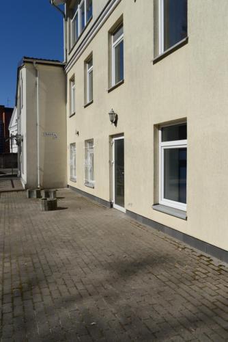 El edificio en el que está el departamento