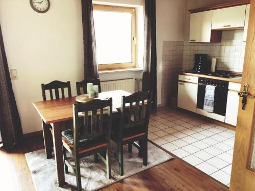 Dapur atau dapur kecil di Ferienwohnung Lex