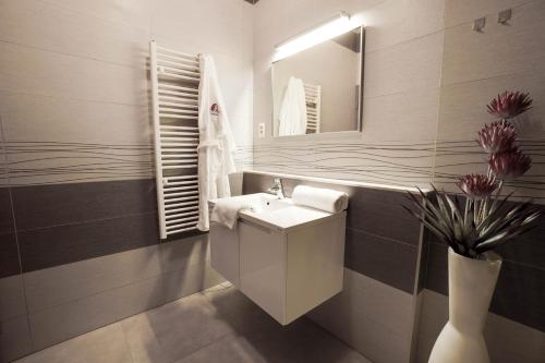 Koupelna v ubytování Penzión Hradbová Residence & Spa
