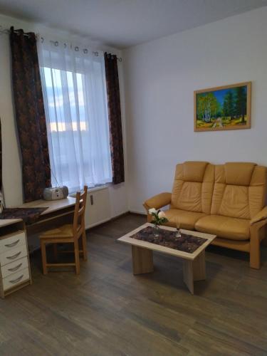 Χώρος καθιστικού στο Monteurzimmer EZ GROß