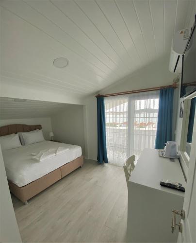 Imagen de la galería de Cunda Kordon Otel, en Ayvalık