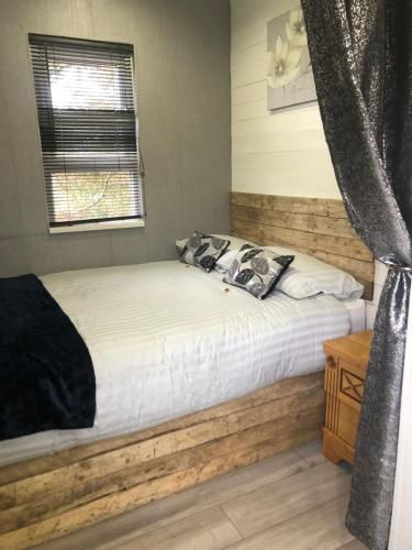 Ένα ή περισσότερα κρεβάτια σε δωμάτιο στο Gracelands Glamping lodge 1