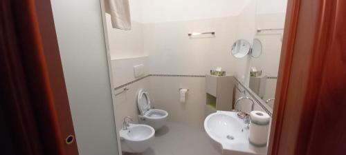 Ванная комната в La Terrazza del Quarto