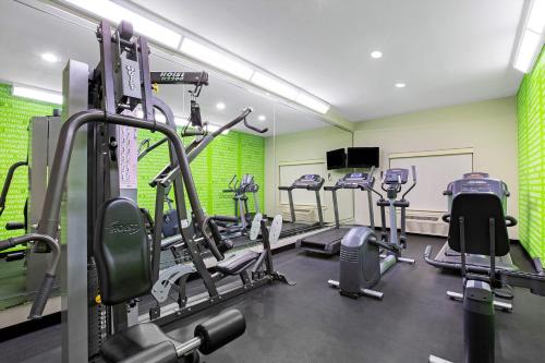 Fitness centrum a/nebo fitness zařízení v ubytování La Quinta by Wyndham Pharr North McAllen
