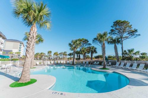 Stunning Views!!-Oceanfront Villa-Heated Pool-Private Balcony-Tiki Bar-Walk to Coligny Plaza photo 15
