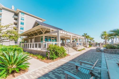 Stunning Views!!-Oceanfront Villa-Heated Pool-Private Balcony-Tiki Bar-Walk to Coligny Plaza photo 59