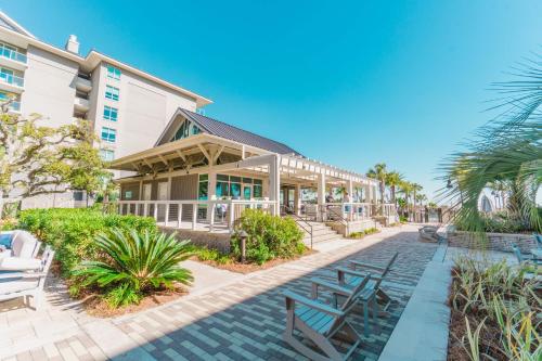 Stunning Views!!-Oceanfront Villa-Heated Pool-Private Balcony-Tiki Bar-Walk to Coligny Plaza photo 63