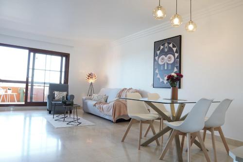 Appartement 2 chambres élégant avec vues et wifi