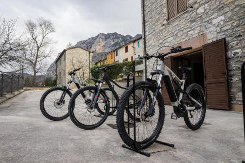 Gallery image of Bed & Bike Frasassi in Falcioni