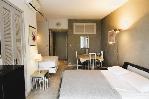 Florida 35m studio with sea views close to the Croisette photo 12