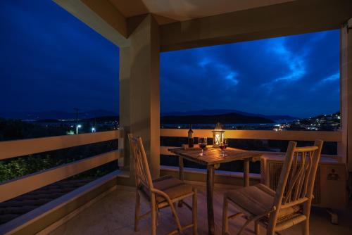Μπαλκόνι ή βεράντα στο SUN VILLA GLYFADA