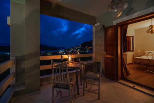 Μπαλκόνι ή βεράντα στο SUN VILLA GLYFADA