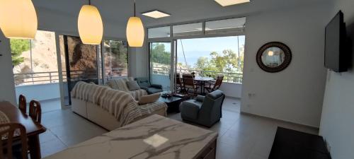 Atlas By Sea Apartment