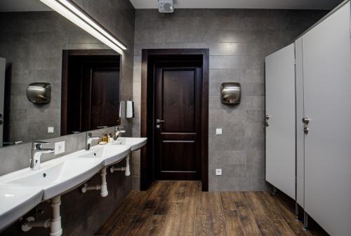 Ванна кімната в Новый хостел Nesvit Киев Академгородок