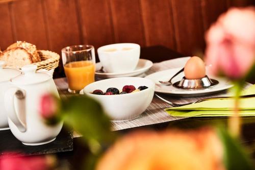 Jídlo v hotelu nebo okolí