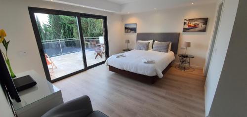 Villa Margarida by Laranjal Rentals