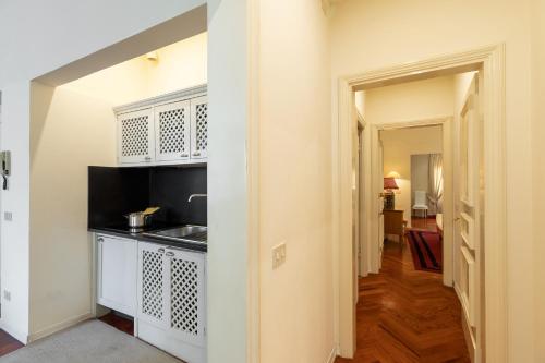 Velluto elegant apartment near the Duomo