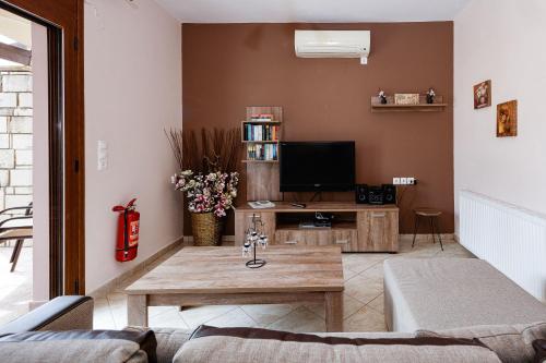 Μια τηλεόραση ή/και κέντρο ψυχαγωγίας στο Villas Roumeli