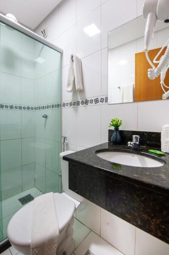 Koupelna v ubytování Hotel Olympia