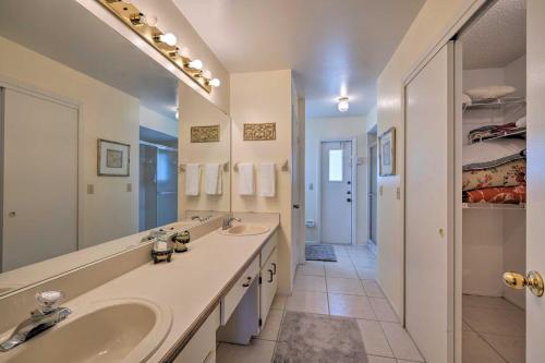 ~ 5 Mi to Theme Parks: Kissimmee Home w/ Pool photo 4