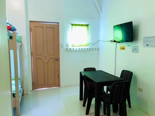 Villa Leah Natural Hotspring Resort