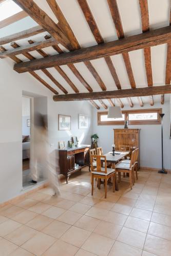 Χώρος καθιστικού στο Amazing penthouse with terrace and rooftop in Trastevere
