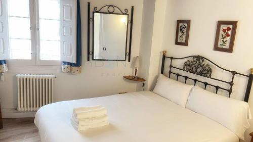 Vivienda turistica con encanto centrico, wifi y patio