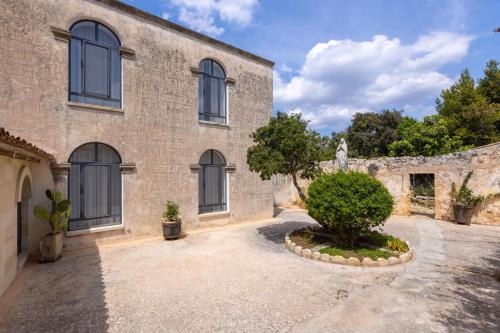 Το κτήριο όπου στεγάζεται  το bed & breakfast