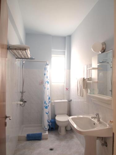 Ванна кімната в Ionion Apartments