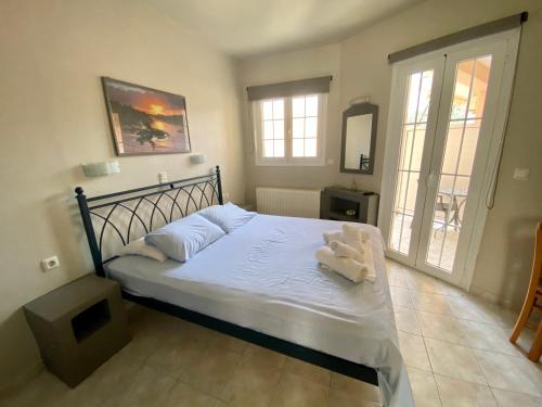 Gallery image of Pelagias Apartments in Ayia Evfimia