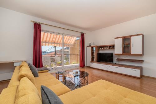 Comfortable apartment near the sea