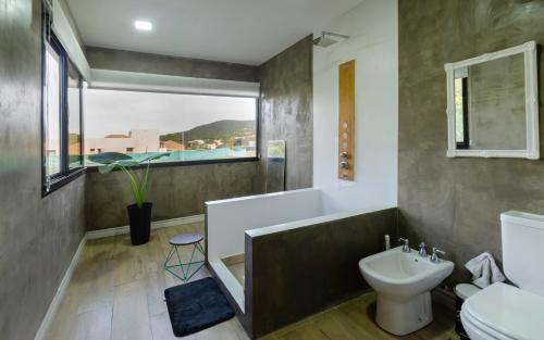 Bathroom sa Naturaleza y tranquilidad