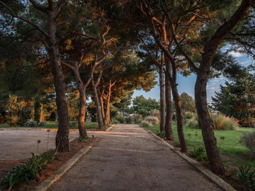 Κήπος έξω από το Kubo Sea Views Luxury Escape