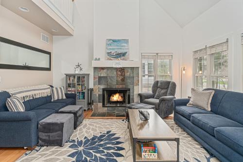 Lakeshore Cottage – Photos 4