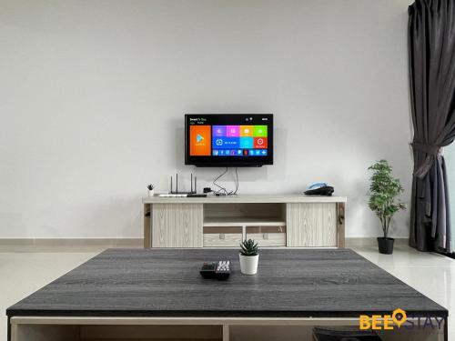 TV a/nebo společenská místnost v ubytování SKS Pavillion Residences by BeeStay Management