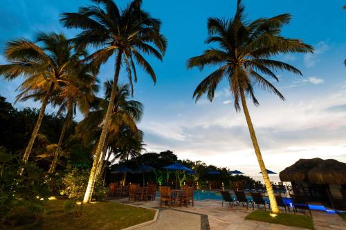 Hotel Pontal de Ubuにある庭