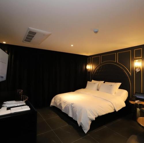 Krevet ili kreveti u jedinici u okviru objekta Hotel Lesign
