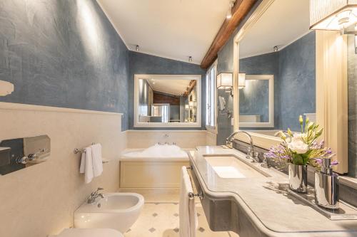 Gallery image of La Dimora Nova Florence with Terrace in Florence