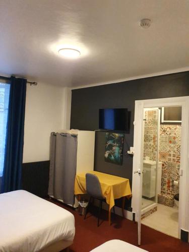 Gallery image of H&ocirc;tel Riviera in Vichy